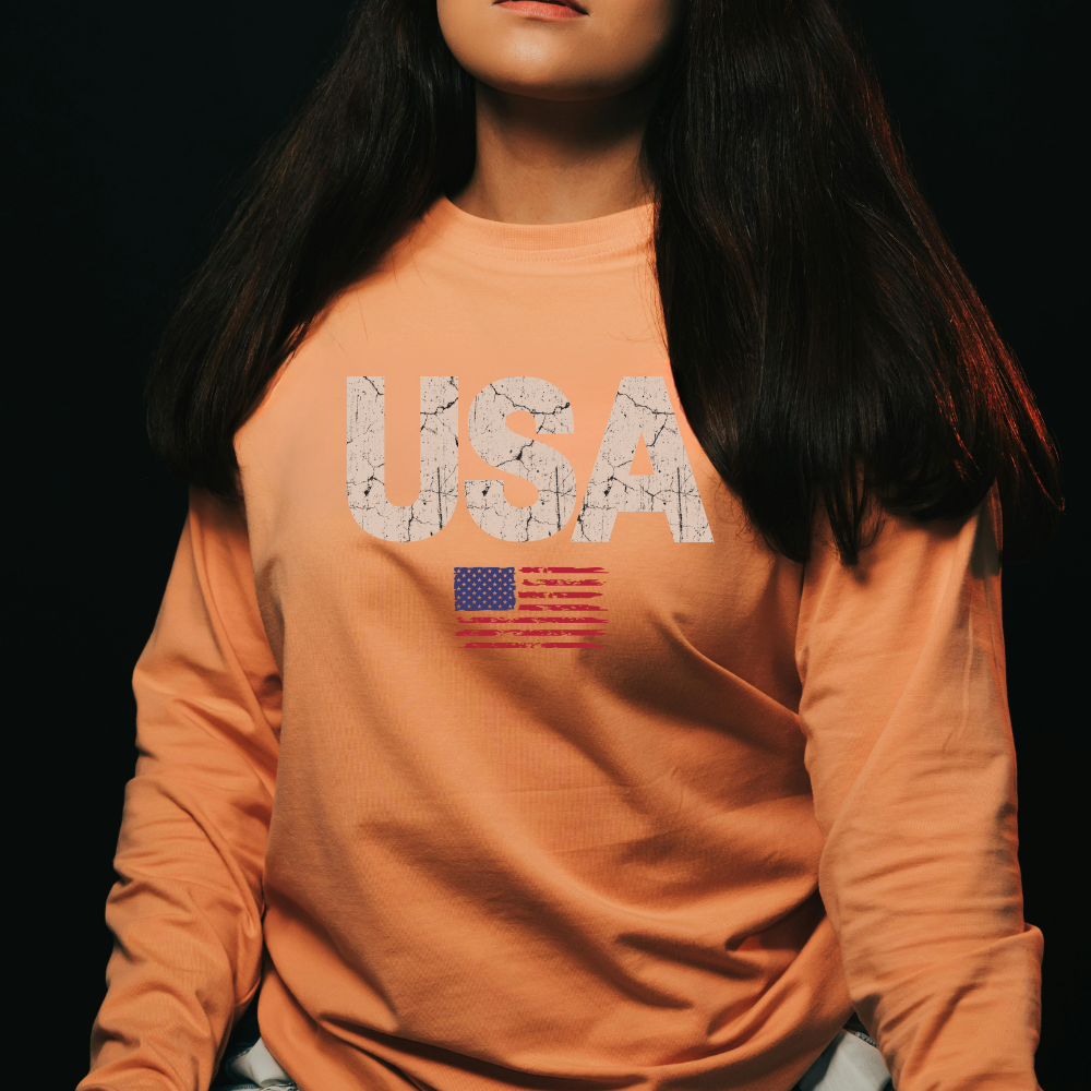 Retro USA Long sleeve shirt, Womens USA Crewneck Long sleeve shirt, USA Long sleeve shirt, America Long sleeve shirt, 4th of July Long sleeve shirt, Patriotic Long sleeve shirt